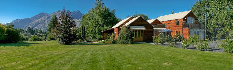 Manata Homestead & Lodge Квінстаун Екстер'єр фото